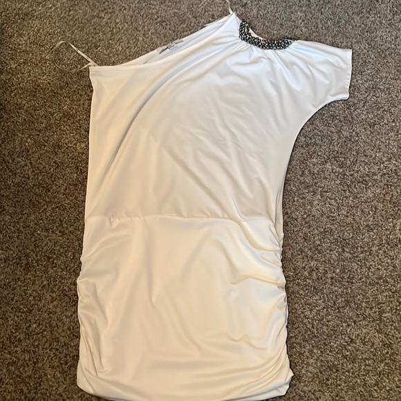 Forever 21 cold shoulder ruched dress - Picture 1 of 3